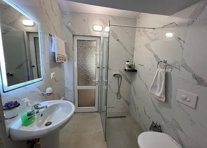 Skerdi's - Center Apartament Tirana
